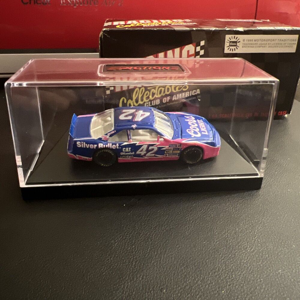 Racing Collectables  Kyle Petty 1:64 Scale Car in Display Case - Coors Light